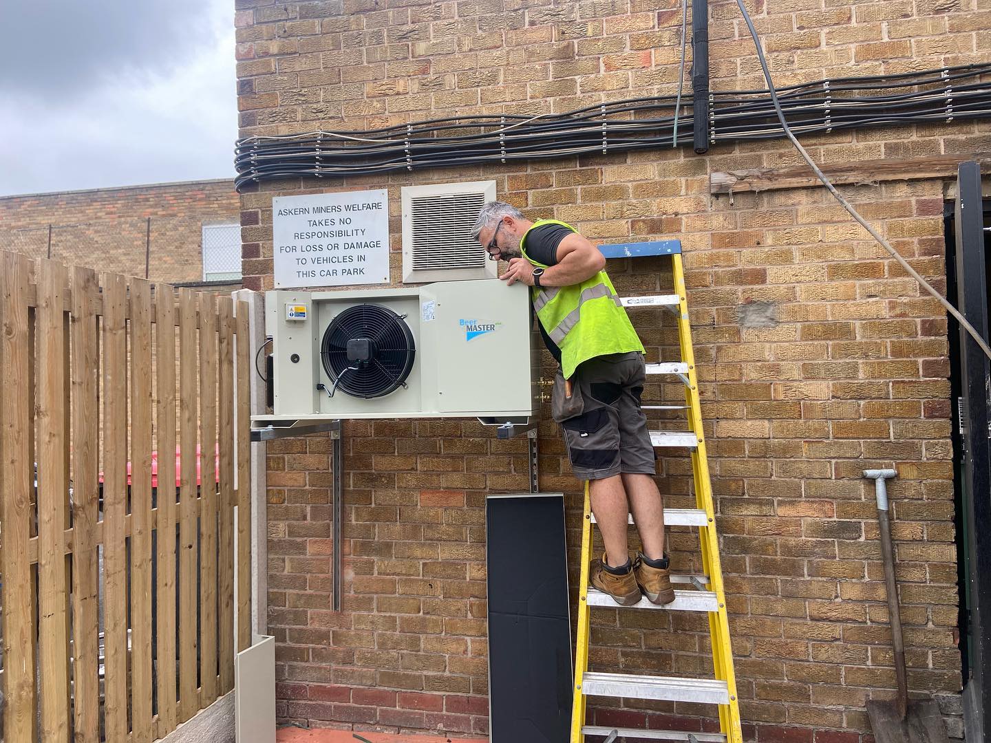 Air Conditioning & Refrigeration Example in Leeds